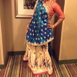 Indian dress Dupatta and chanoya